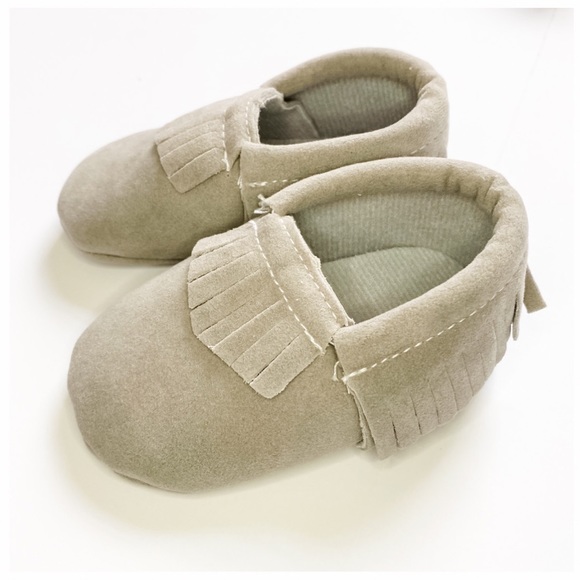 little natural moccasins